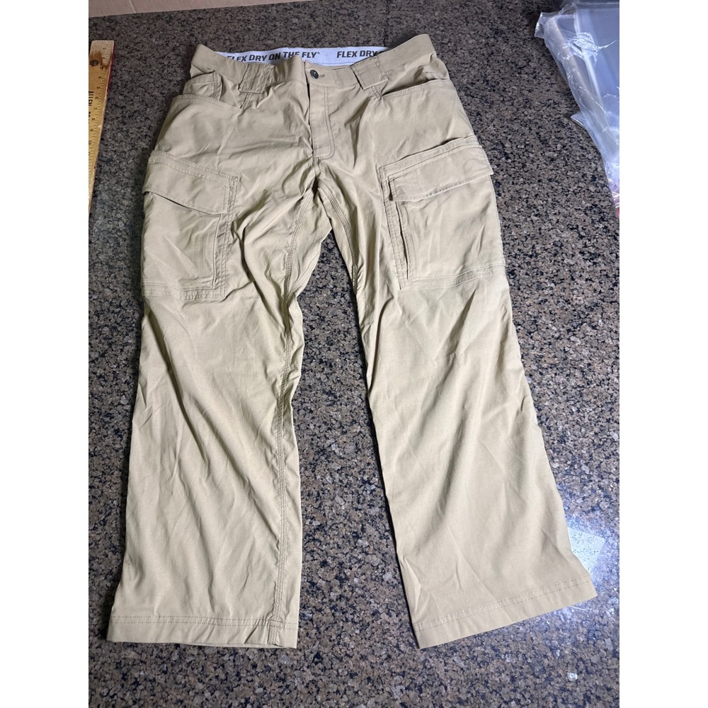 Duluth Trading Co Dry on the Fly Cargo Pants Mens 38x30 Tan Khaki Relaxed Fit